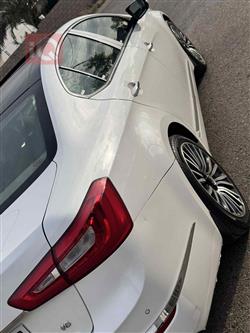 Kia Cadenza